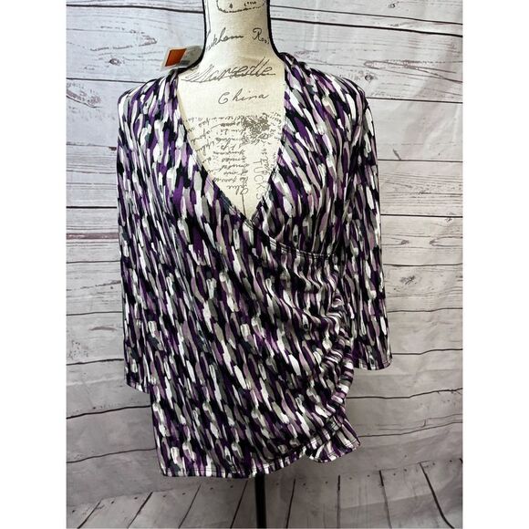 1585-Fashion Bug XL nwt polyester/spandex 3/4 sleeves blouse 20 inches pit to pi - Picture 1 of 4